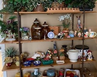 Assorted Decor, Candles, Silks...