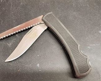 Camillus 895 Folding Knife