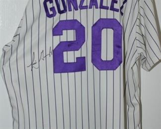 Luis Gonzalez signed jersey