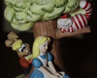Alice in wonderland Disney collectible