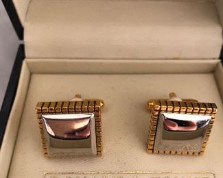 Donald J. Trump men’s cuff links