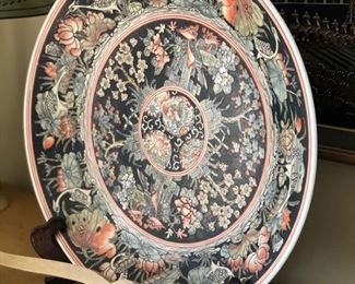 Antique Chinese ceramic plate 