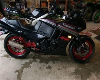 1988 Kawasaki Ninja.  THIS BIKE WAS NOT IN THE MOVIE BIKER BOYZ. Bike is sold AS_IS and is represented by title.