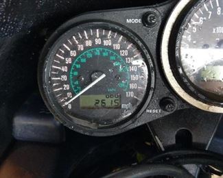 1998 Kawasaki ZX6R Ninja speedometer/odometer