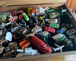 Lots of fun vintage toys lying around ripe for the picking