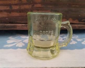 cinnamon drops / vaseline glass