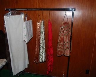 That coverlet jacquard is huge, and table clothes