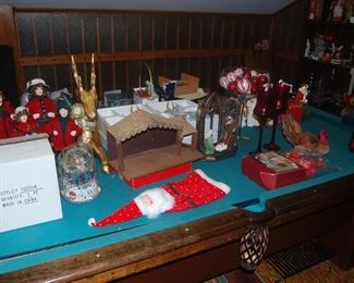 vintage christmas and pool table