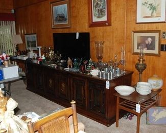 Very large cabinet, Sony flat screen TV