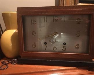 Seth Thomas Mantle Clock Chimes!