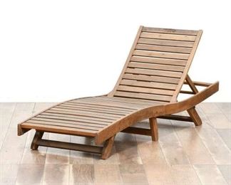 Outdoor Slat Lounge Chair