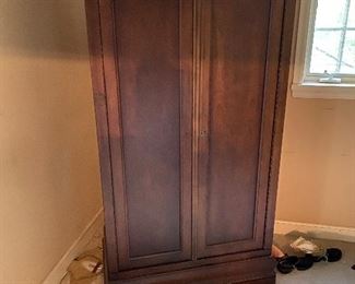 Armoire