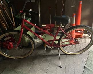 Schwinn Cruiser for her