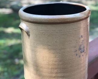 Lot 7:  "4" Crock; Measuring: 11.5" tall, 11" widest point. Some slight nicks and dings due to age. Price: $65