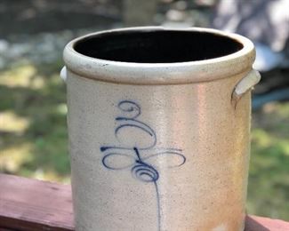 Lot 10: "3" Red Wing Lazy Eight Target Tail Salt Glaze Crock; Measuring: 11" tall, 10" wide. Some nicks and dings due to age and natural wear. Price: $195