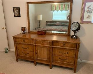 	#60	Mid Century dresser with mirror and 9 drawers 20"x66"x32"	 $150.00 		