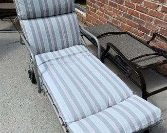 #93 Vintage chaise lounge with cushion $10.00
