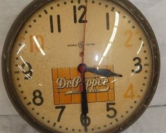 15IN DR. PEPPER CLOCK 