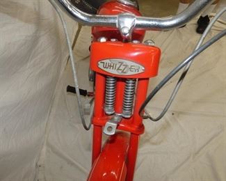 VIEW 3 FRONT 1950'S WHIZZER 