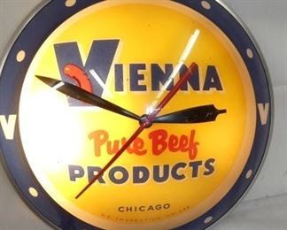 VIENNA PRODUCTS BUBBLE CLOCK 