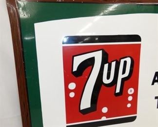 VIEW 2 LEFTSIDE UNUSUAL 7UP SIGN 