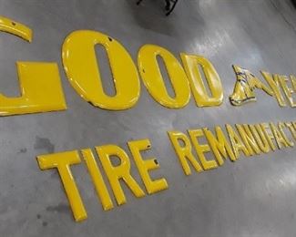 VIEW 8 30FT. PORC. GOODYEAR TIRE REMANUFACTURING INC. SIGN  