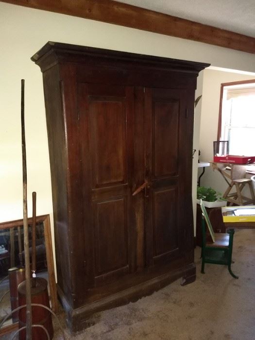 1800's primitive cabinet, original finish. 