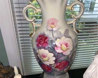 $30 FLORAL VASE WITH STAND