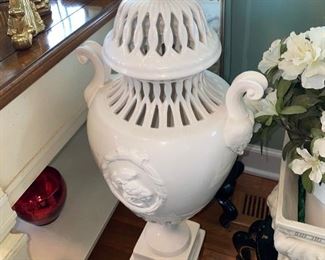 $48 EACH WHITE CERAMIC URN WITH PEDESTALS-2 AVAILABLE
10”W x 29.5”H
