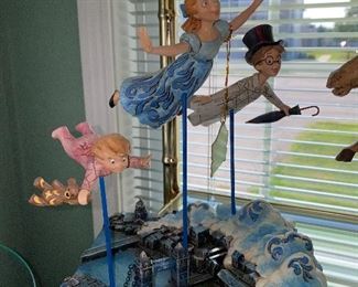 $80 Jim shore Disney traditions figurine-"Darling Family- Straight On Til Morning"
