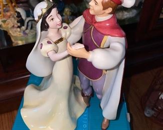 $95 WDCC Snow White and Prince "A Dance Among the Stars" 