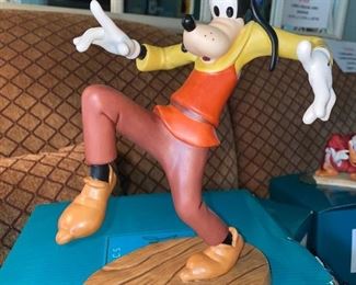 $80 Disney WDCC Goofy “Tread Lightly” From Mickey And The Beanstalk