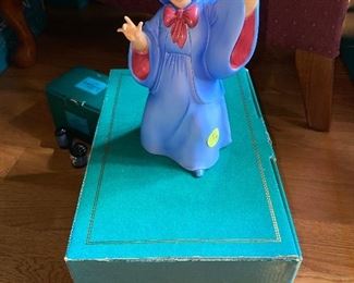 $65 WDCC Disney Movie Cinderella Fairy Godmother Bibbidi Bobbidi Boo 