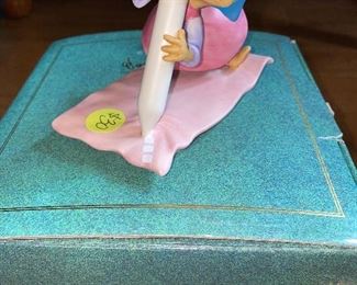 $30 Walt Disney Classics Collection WDCC Cinderella Chalk Mouse No Time Dilly Dally
(Peeling nose) as is 