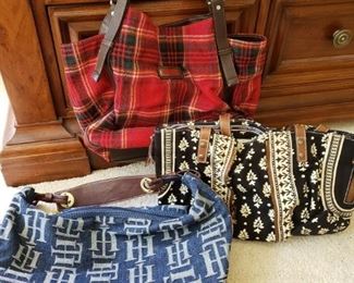 https://ctbids.com/#!/description/share/537646 Tommy Hilfiger Purses. Red plaid, blue and black floral purse.