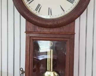 https://ctbids.com/#!/description/share/545526 This great old oak Seth Thomas No. 2 Regulator clock is from the early 1900s. *Reserve Price Set For $1999* Highly collectible. Working condition. Measures approximately 36" in height for top to the bottom decorative piece. Clock face width wood to wood measures 15.75". Width of bottom of the clock measures 9.75". This is one of the nicest No. 2’s that you will find. Some wear on the bow tie underneath the dial of the clock. Interesting reference guide: http://mackeysclockrepair.com/stno2id.html