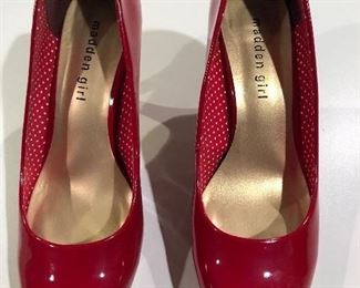 MADDEN GIRL - RED PATTEN LEATHER PUMPS 7 1/2 