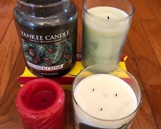 ASSORTED CANDLES ( NEVER USED) 