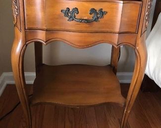 Antique nightstand/endtable 29"h x 19"w x16"d 