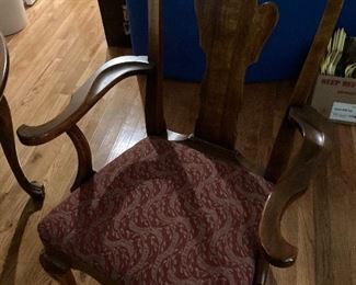 Example of dining room table arm chair