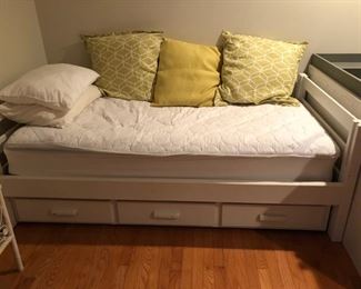 single bed with draws