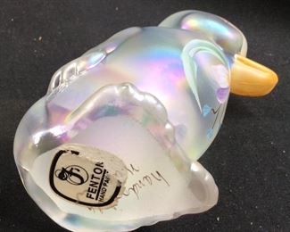 FENTON VINTAGE HAND PAINTED DUCK