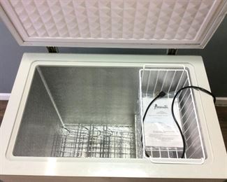 AVANTI FREEZER, LIKE NEW