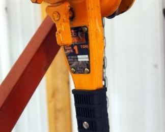 Harrington 1-Ton Chain Hoist Model LB010