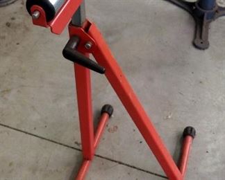 Adjustable Material Stand