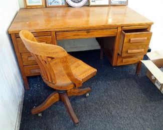 Antique 6 Drawer Desk 30" x 60" x 32" With Matching Rolling Chair