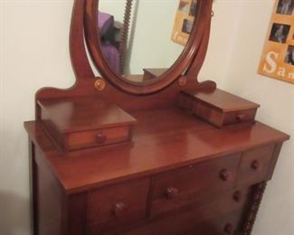 Davis Cabinet Cumberland Valley Cherry Dresser w/Oval Mirror