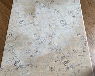 20. Taupe Floral Rug (4' x 6')
