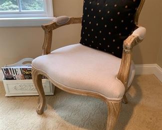 113. Bergere Chair w/ Linen Upholstery (24" x 21" x 39")