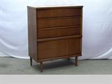 Vintage Bassett Furniture Company Cherry Wood Dresser